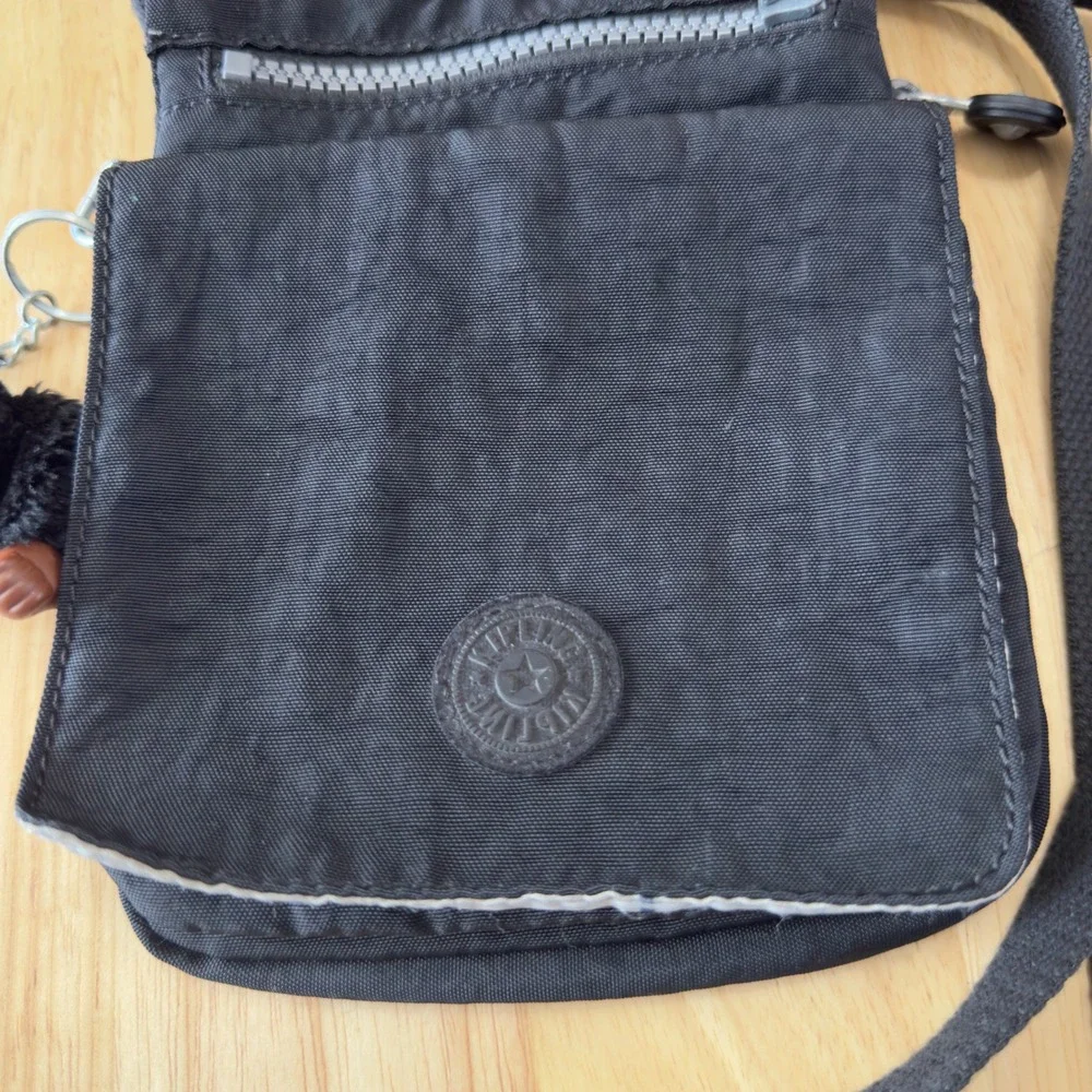Kipling items smoke ship