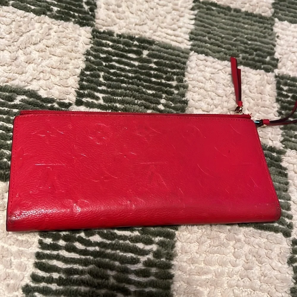 Louis Vuitton inches this