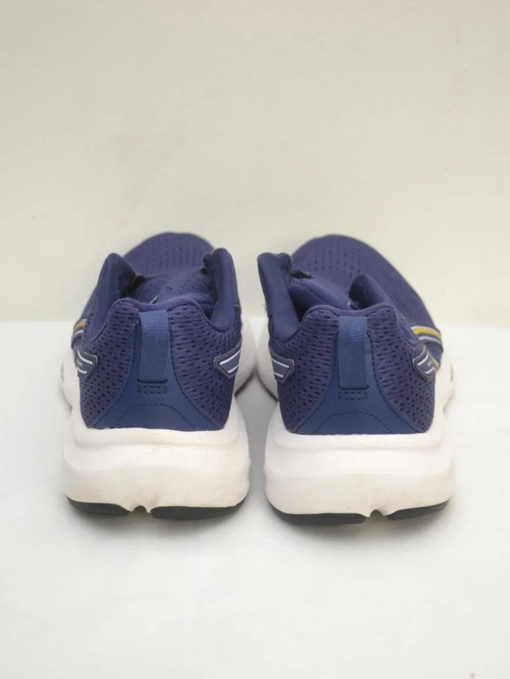 ASICS GEL-Contend 10 Running Shoe - Women's Size 7.5