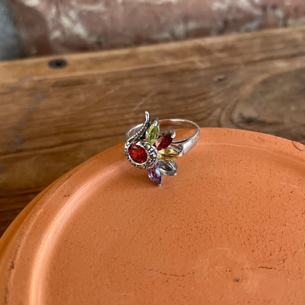 Vintage 925 Sterling Silver Multicolor Gemstone Ring