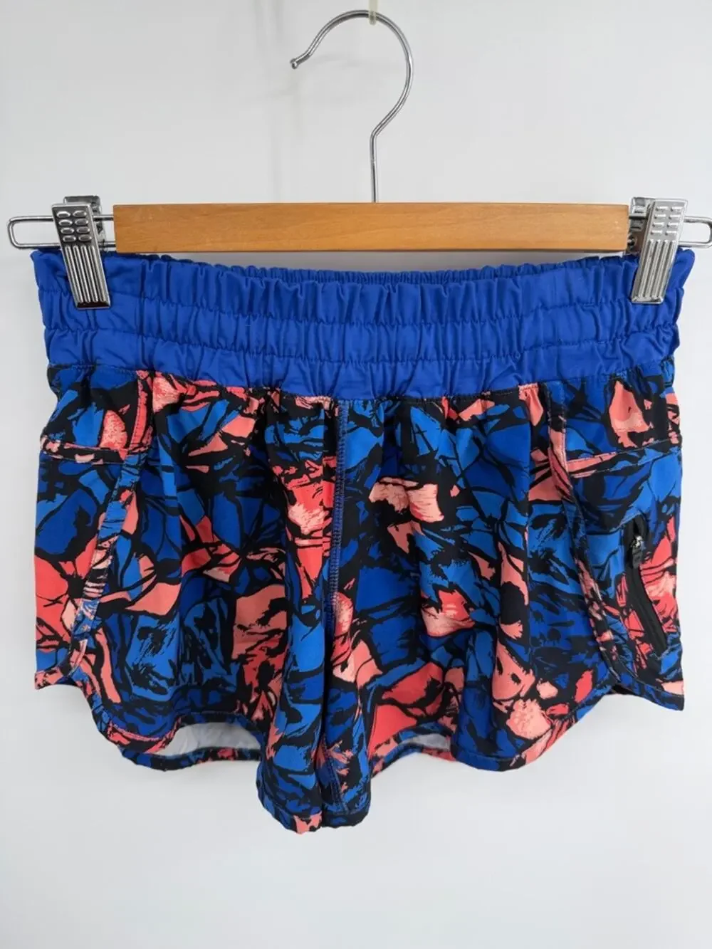 Lululemon Tracker Short IV Paint Storm athletic athleisure lined shorts sz 6