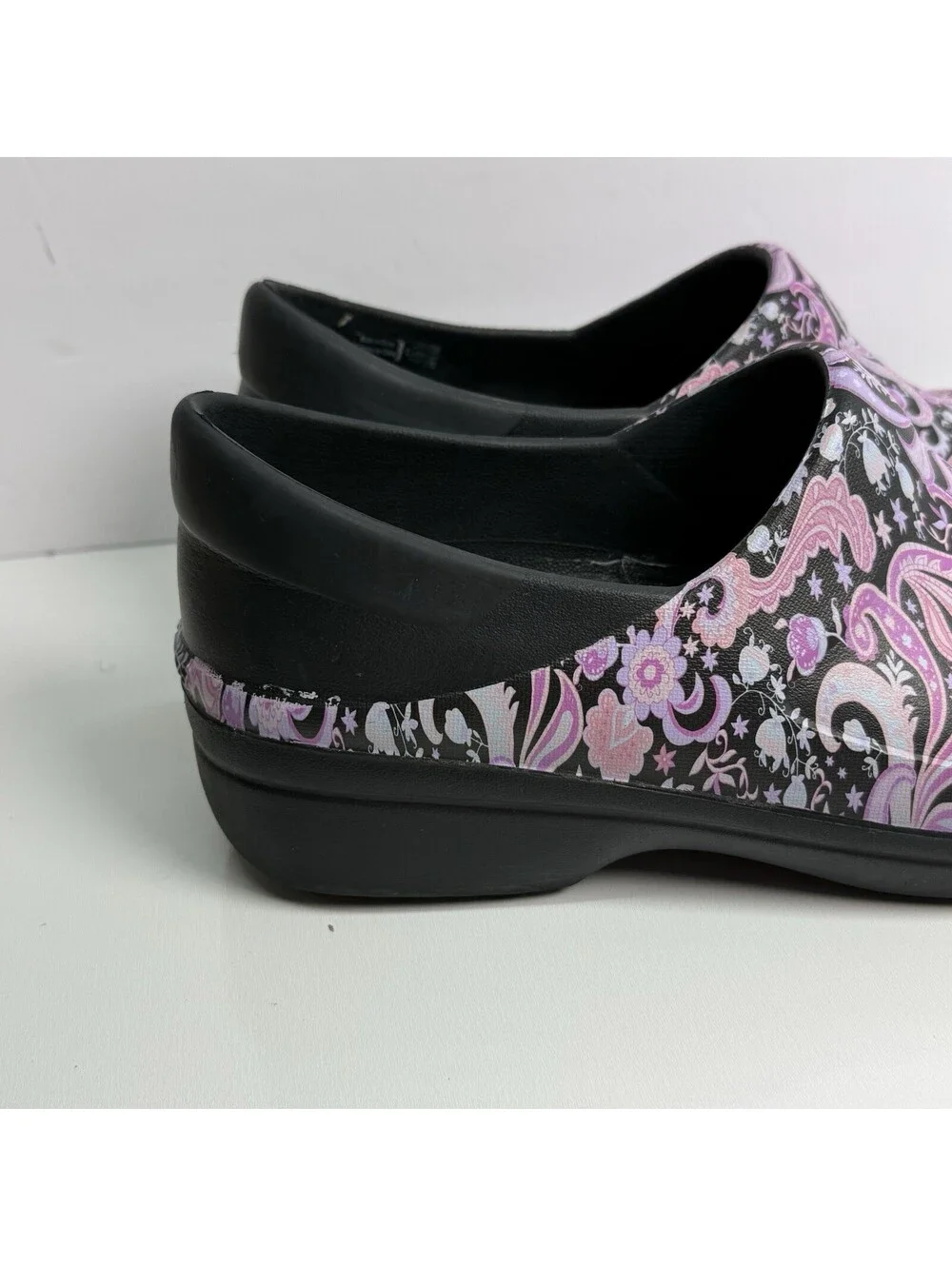 CROCS Neria Pro II Graphic Print Slip-On Work Nurse Clog 10 Pink Black Floral