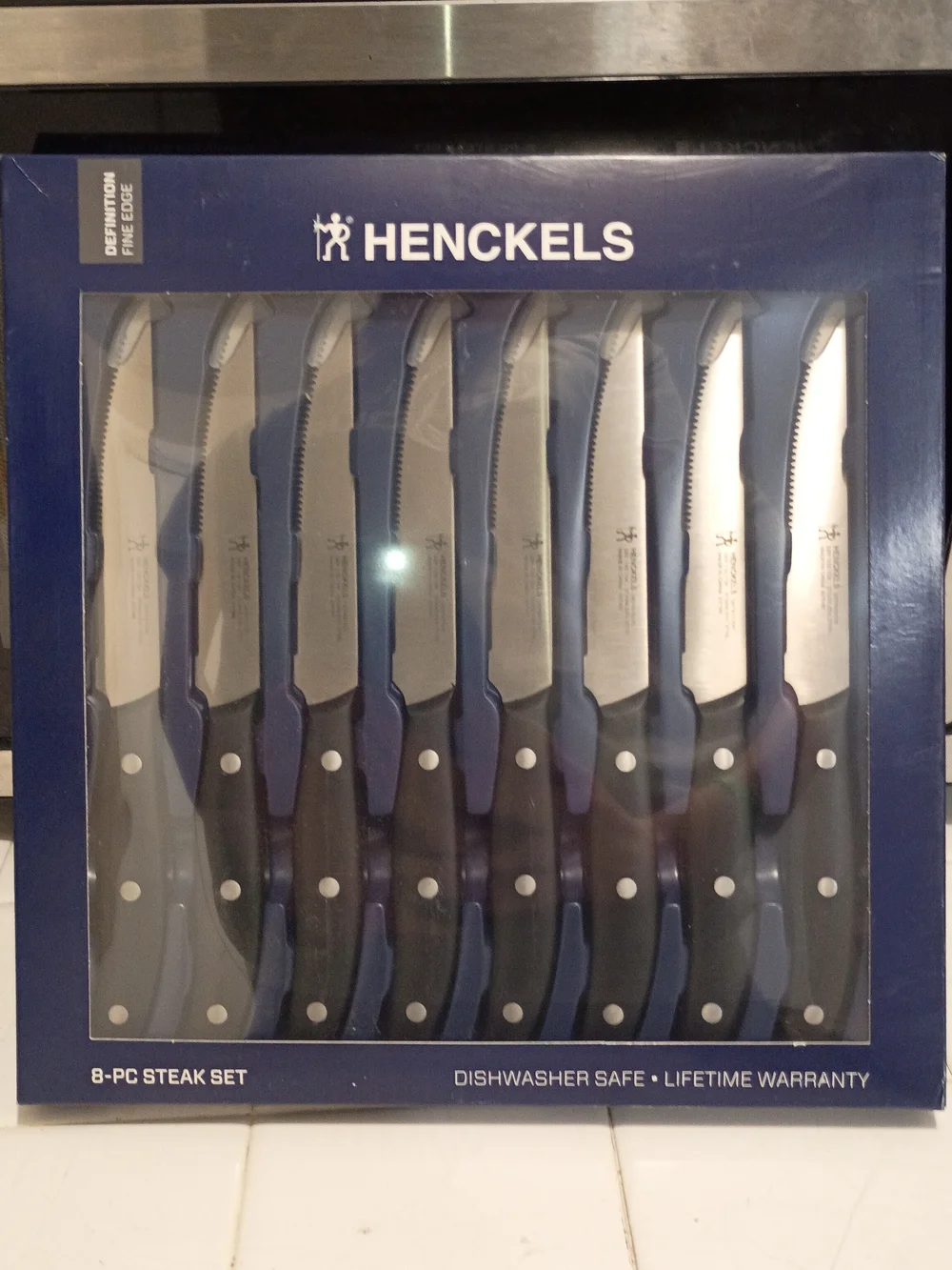 8-Piece Stainless Steel Steak Knife Set - Black Handles