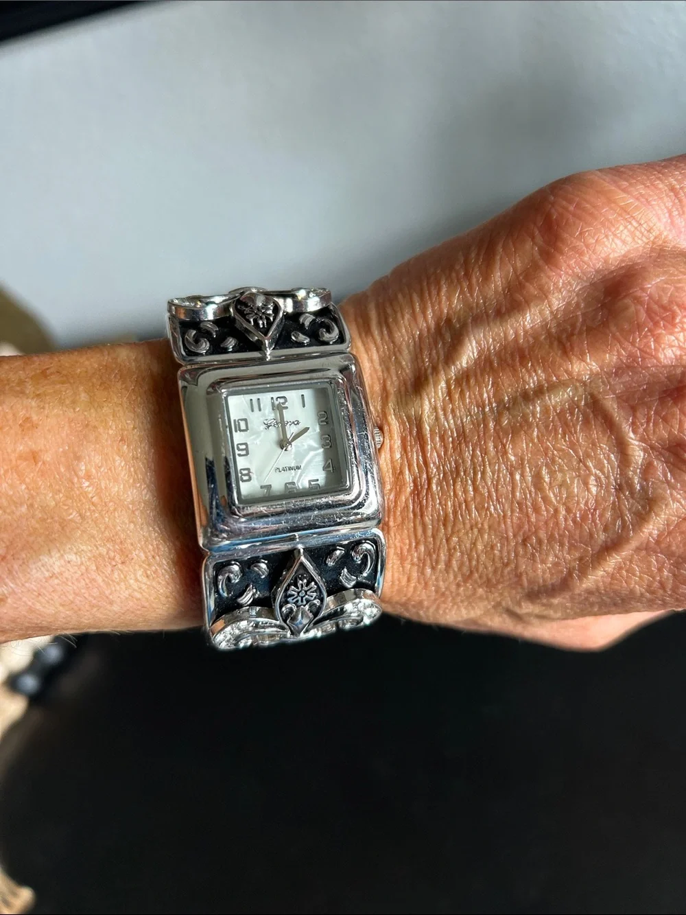 Silver Decorative Women's Bracelet Watch