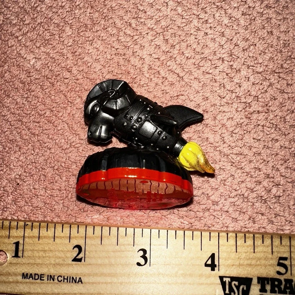 Skylanders Trap Team ROCKET RAM Figure Red‎ Base