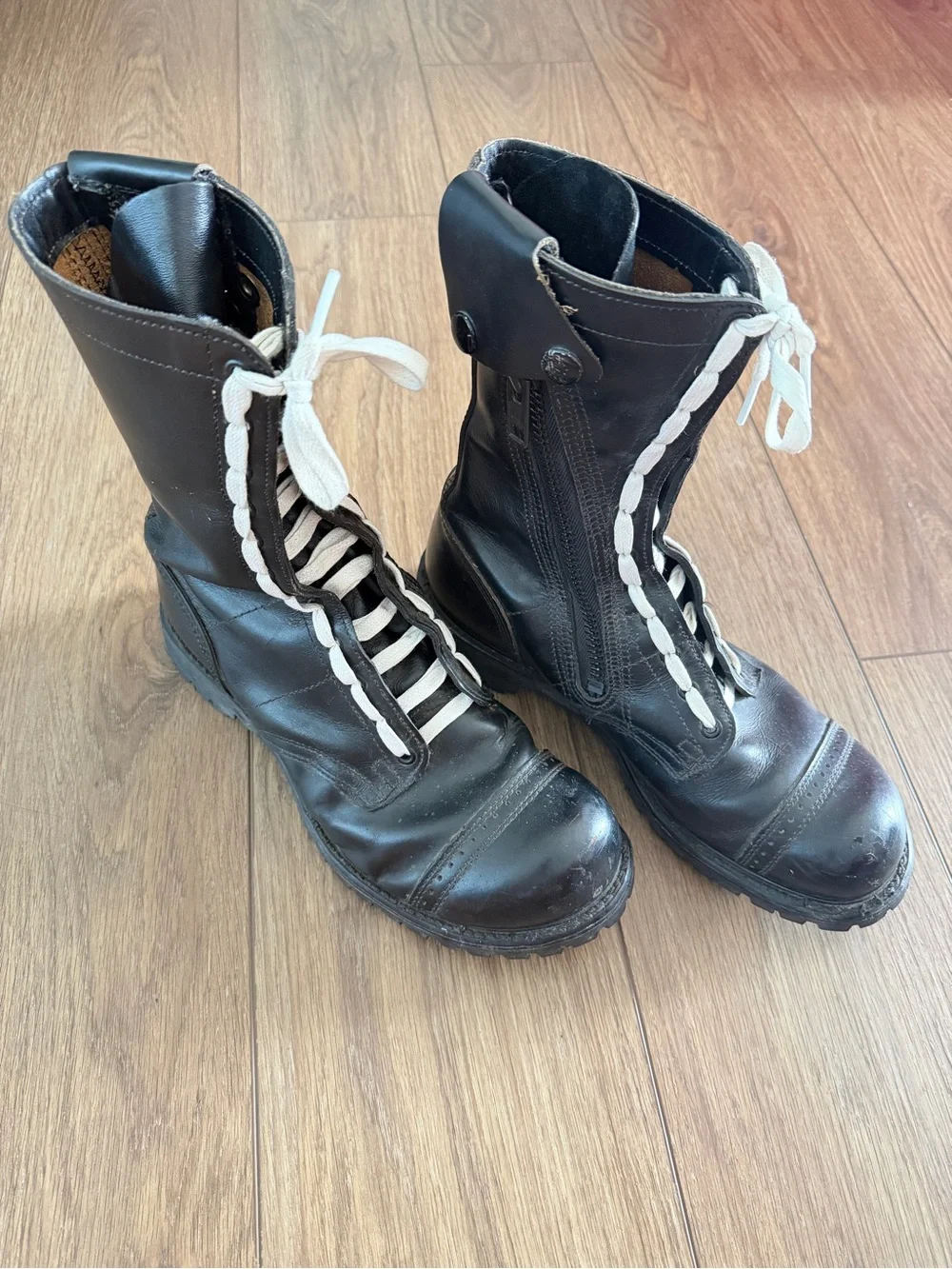 Matterhorn Men's Jump Boots Vintage 1990's Perforated Detail Punk Military