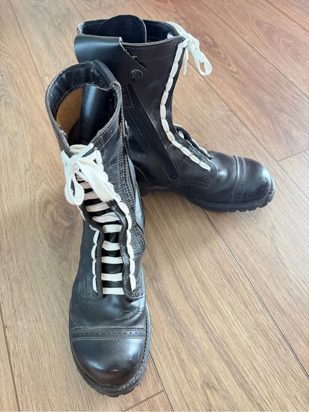 Matterhorn Men's Jump Boots Vintage 1990's Perforated Detail Punk Military