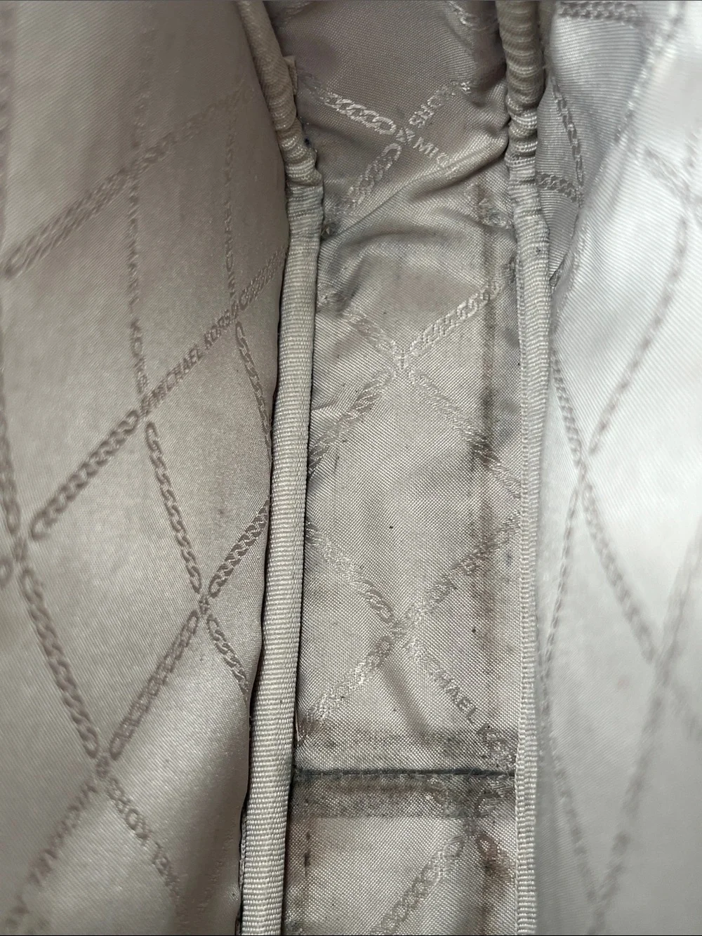 Michael Kors compact michael