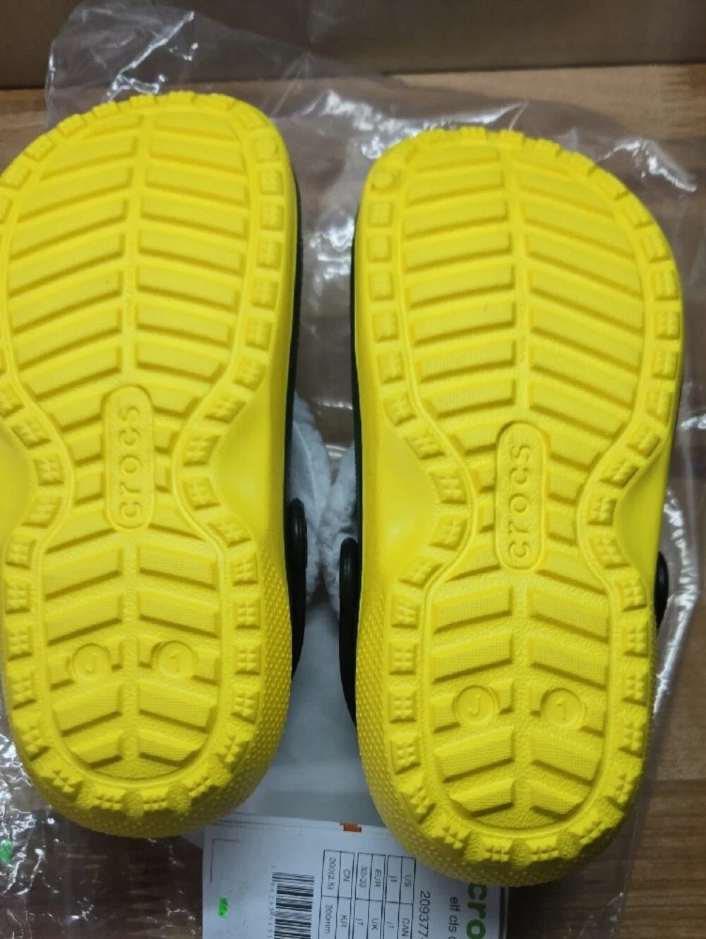 CROCS deep green