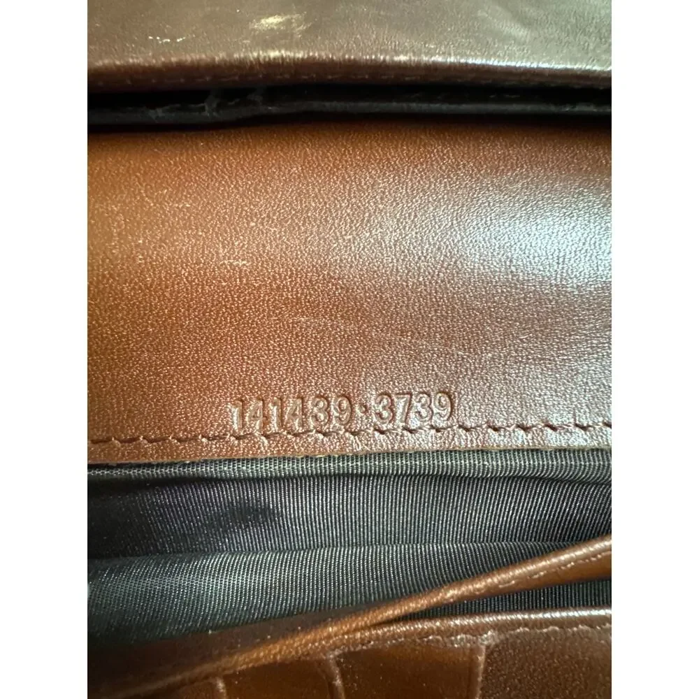 Gucci Guccissima Brown Leather Continental Wallet Gold Logo Plate Vintage