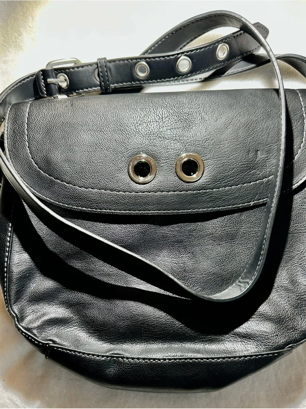 Nine West compact nine