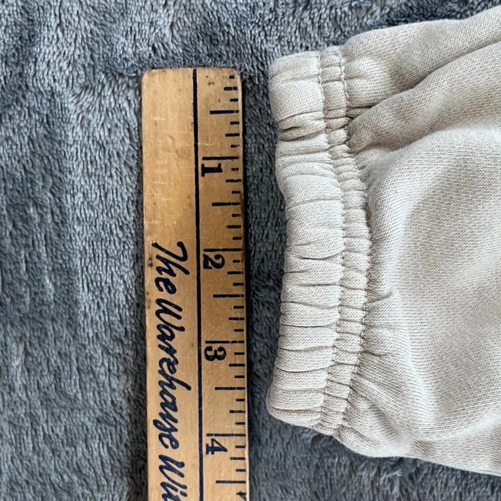 Adidas Kids Regular Fit Cargo Joggers Beige Tan Sweatpants Medium 10/12