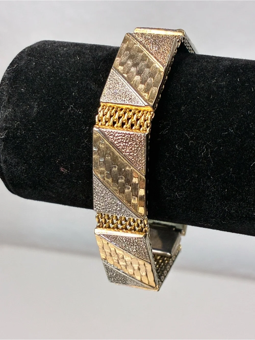 VTG Gold and Silver Tone Textured Link Bracelet SMALL  - Women Jewelry