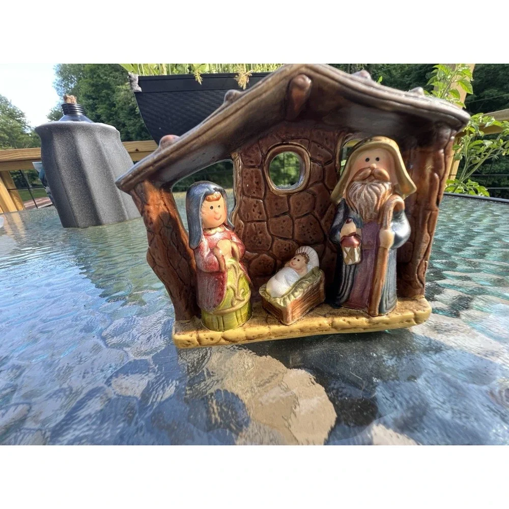 Nativity Scene Joseph, Mary & Baby Jesus Decor Glazed/Ceramic Christmas Shimmery
