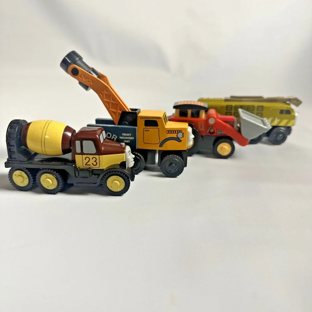 Thomas Wooden Railway Train MAGIC RAILROAD LOT  PATRICK BUTCH JACK DIESEL 10 EUC