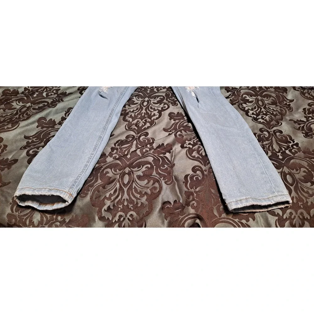 Forever 21 product pair