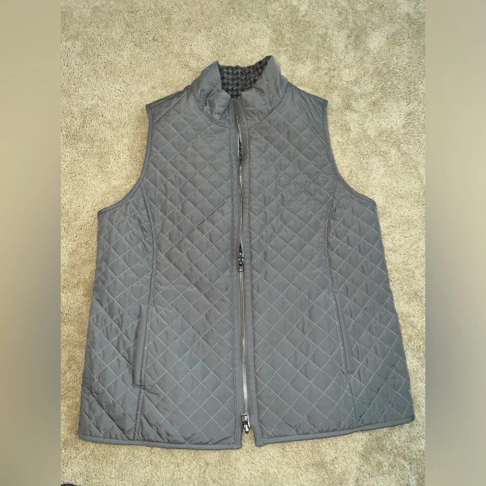 Chico’s Houndstooth Puffer Vest