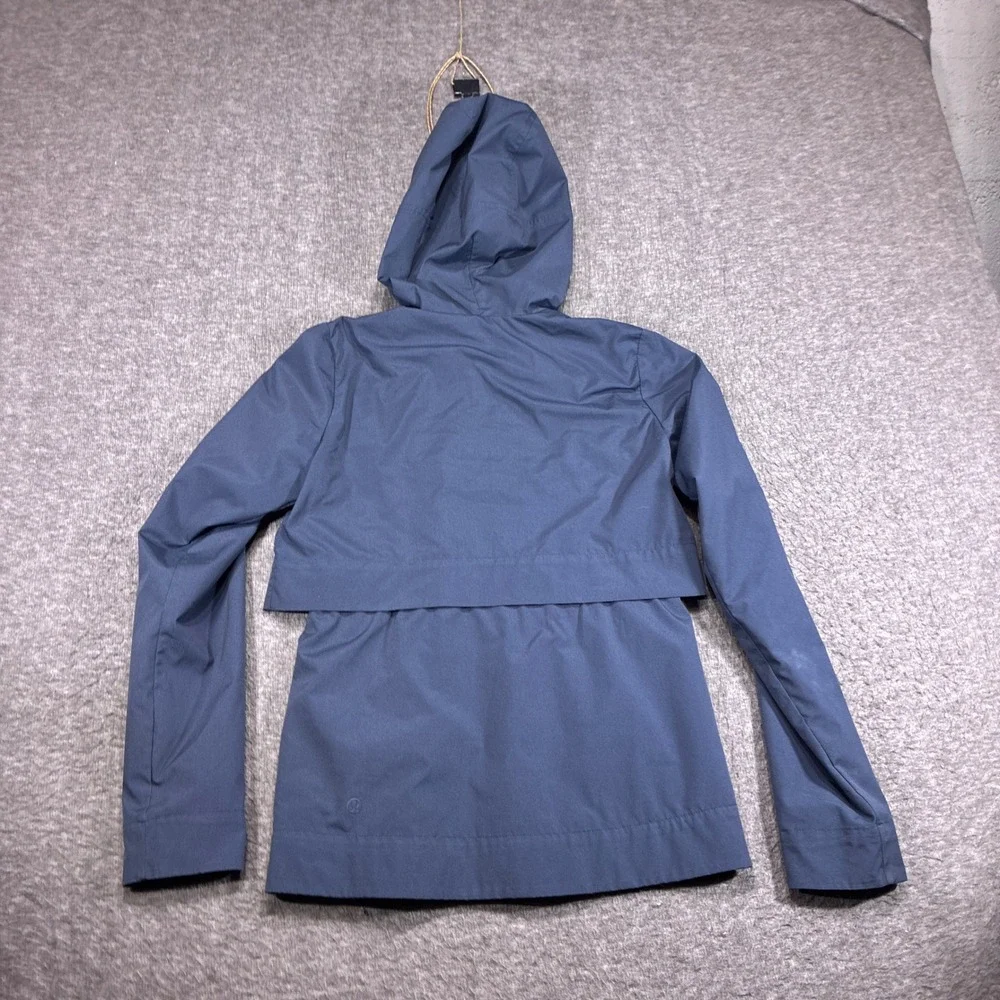 Lululemon Glyde Jacket Women 4 Blue Hooded Full‎ Zip Peplum Back Vent