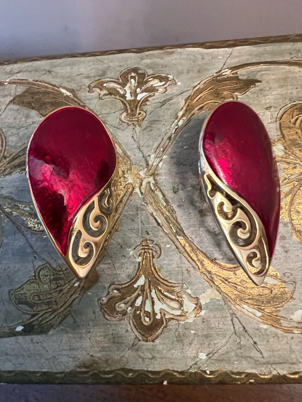 Vintage 90s Red and Gold Teardrop Enameled Clip On Earrings
