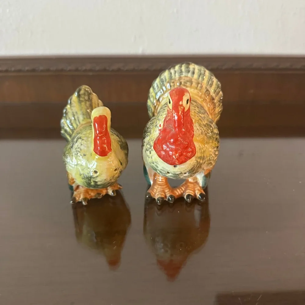 Unbranded charming pair