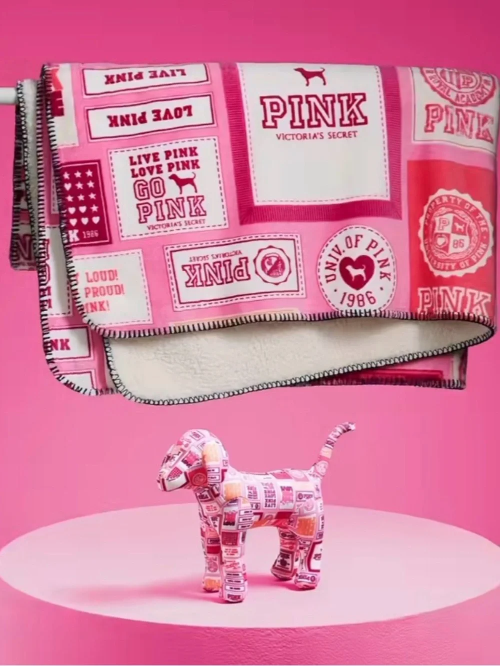 PINK VS SHERPA BLACKET/DOG