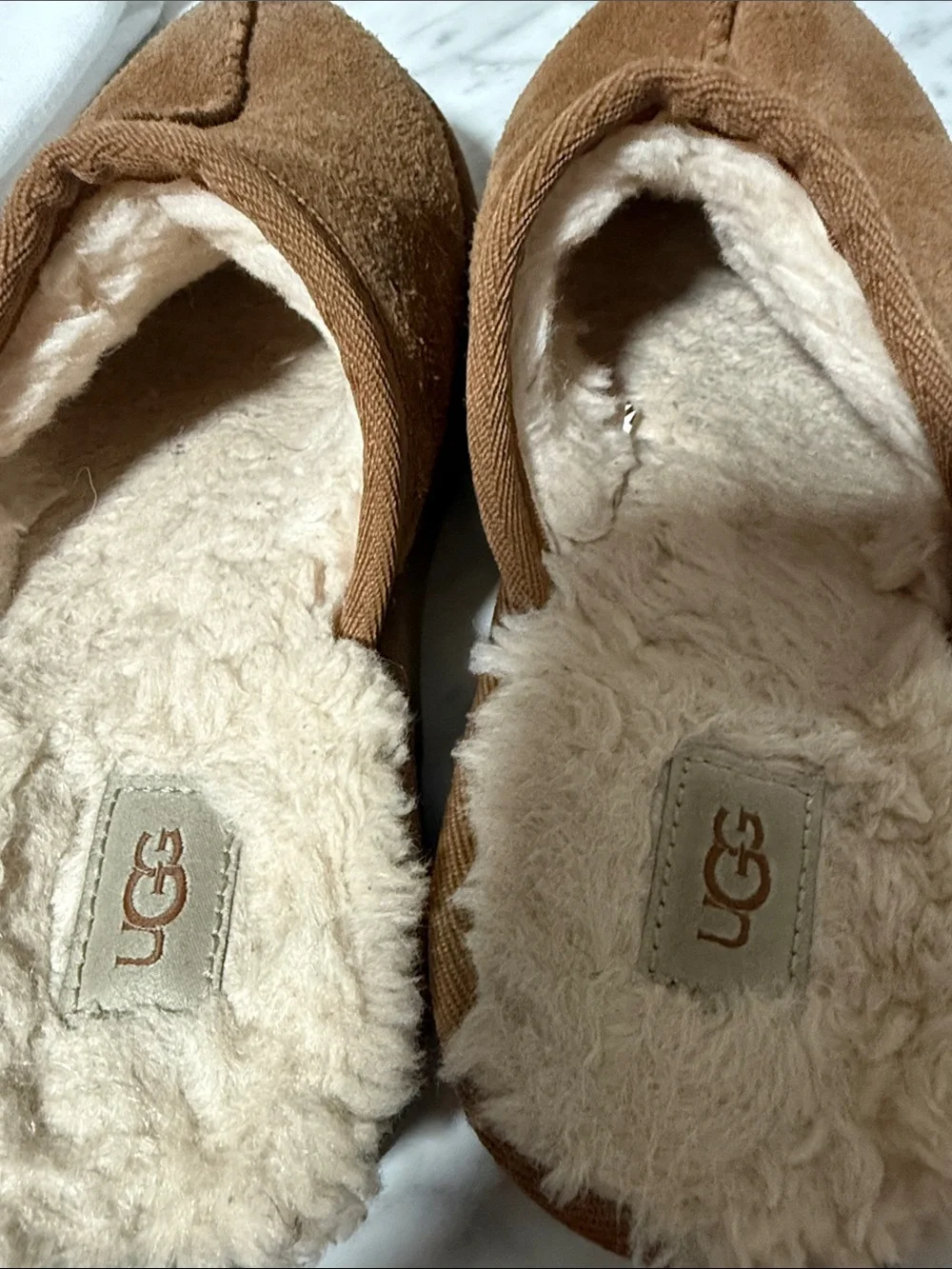 UGG Kids Chestnut Brown Shearling-Lined Slip-On Slippers