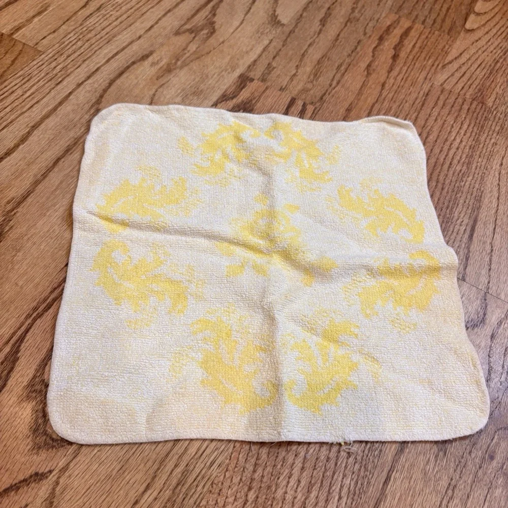 Vintage Yellow Damask Washcloths Set of 3‎ Cotton Floral Scroll Bathroom Linens