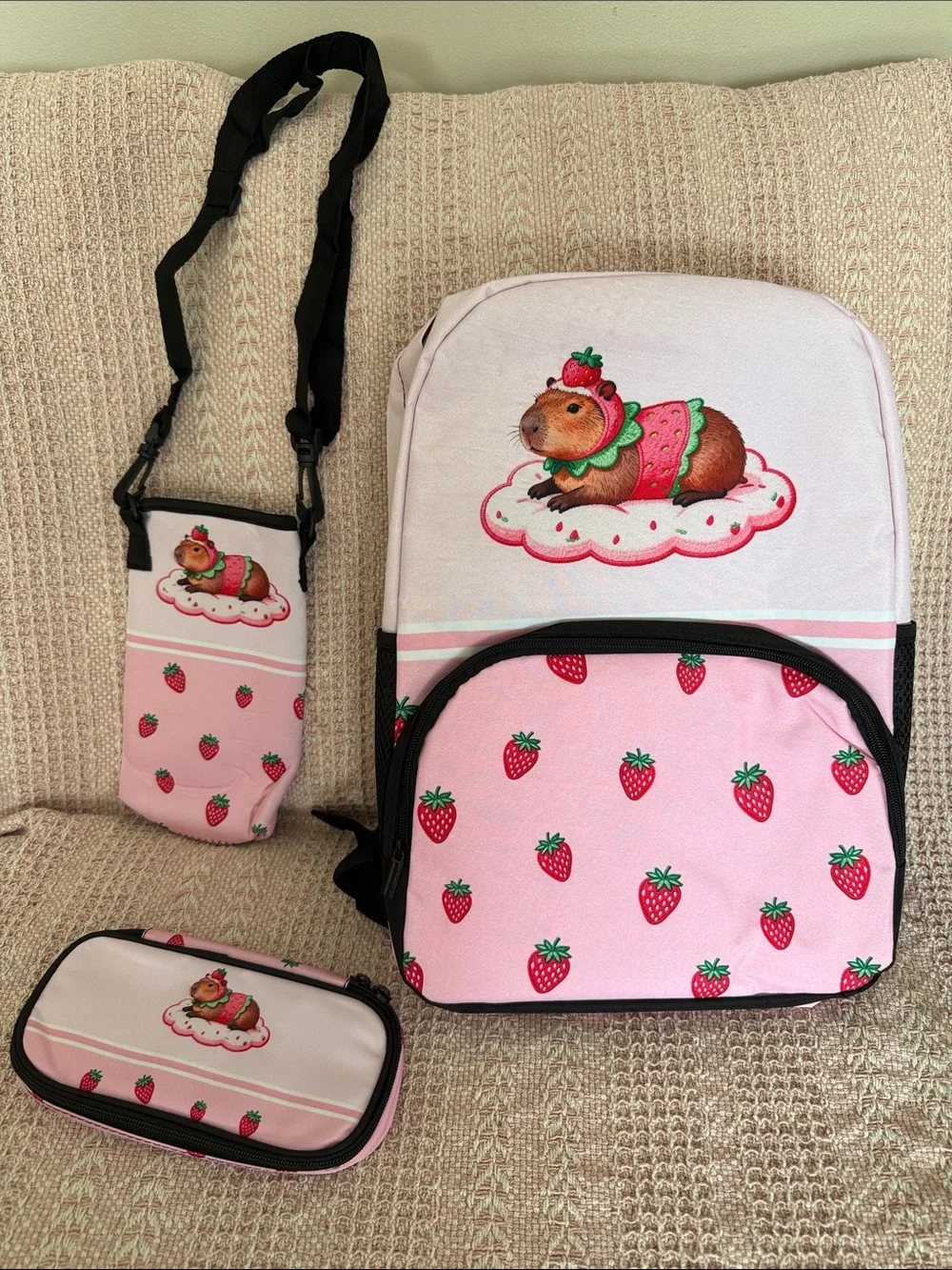 Unbranded storage padded top