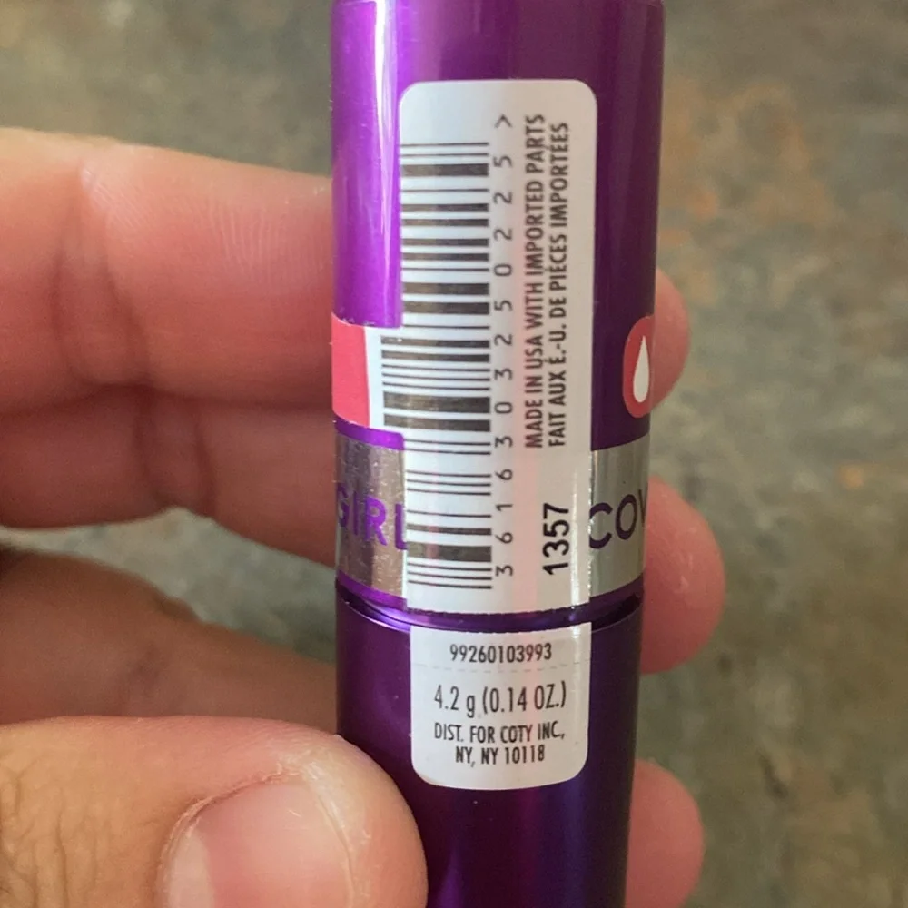 COVERGIRL rose bold lipstick