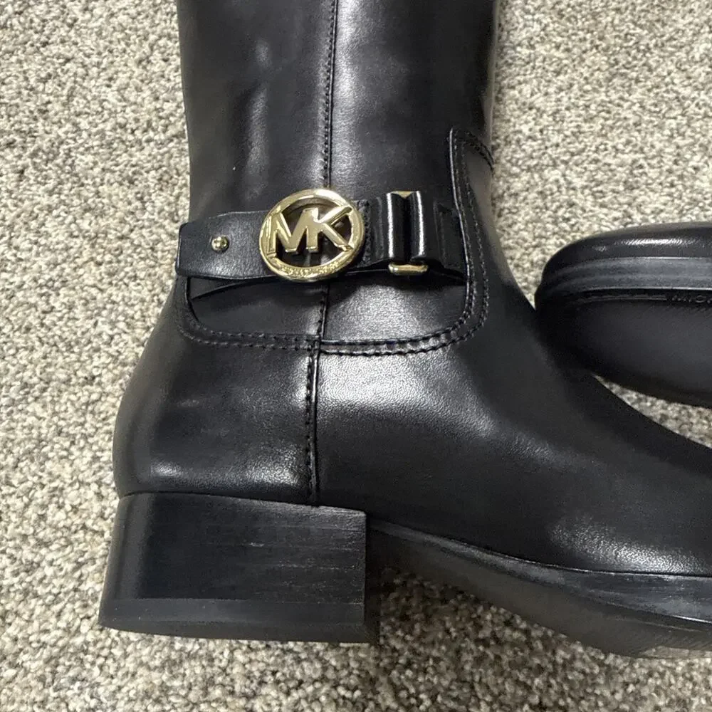 Michael Kors fashion leather touch
