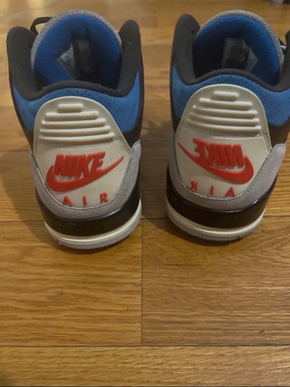 Jordan low top