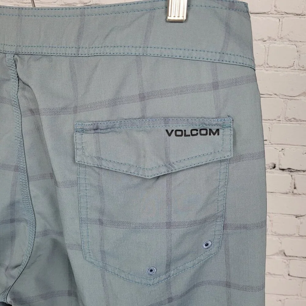 Volcom blue lightweight