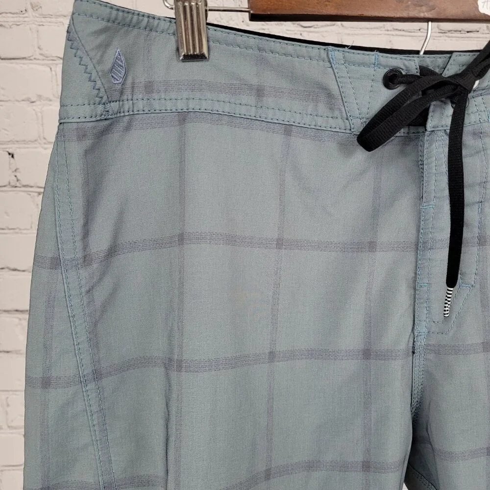 Volcom blue lightweight