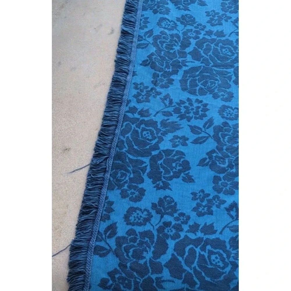 Vintage Royal Blue Rose Pattern Floral Fringed Blanket Bedspread Sofa Cover MCM