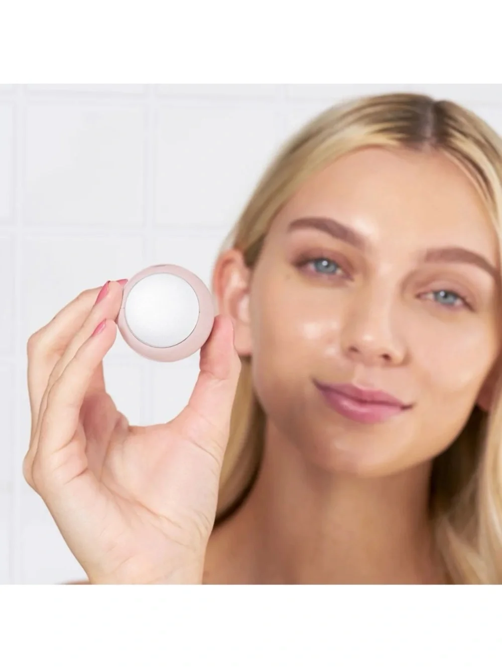 Skin Inc Cryo-Ice Sake Roller