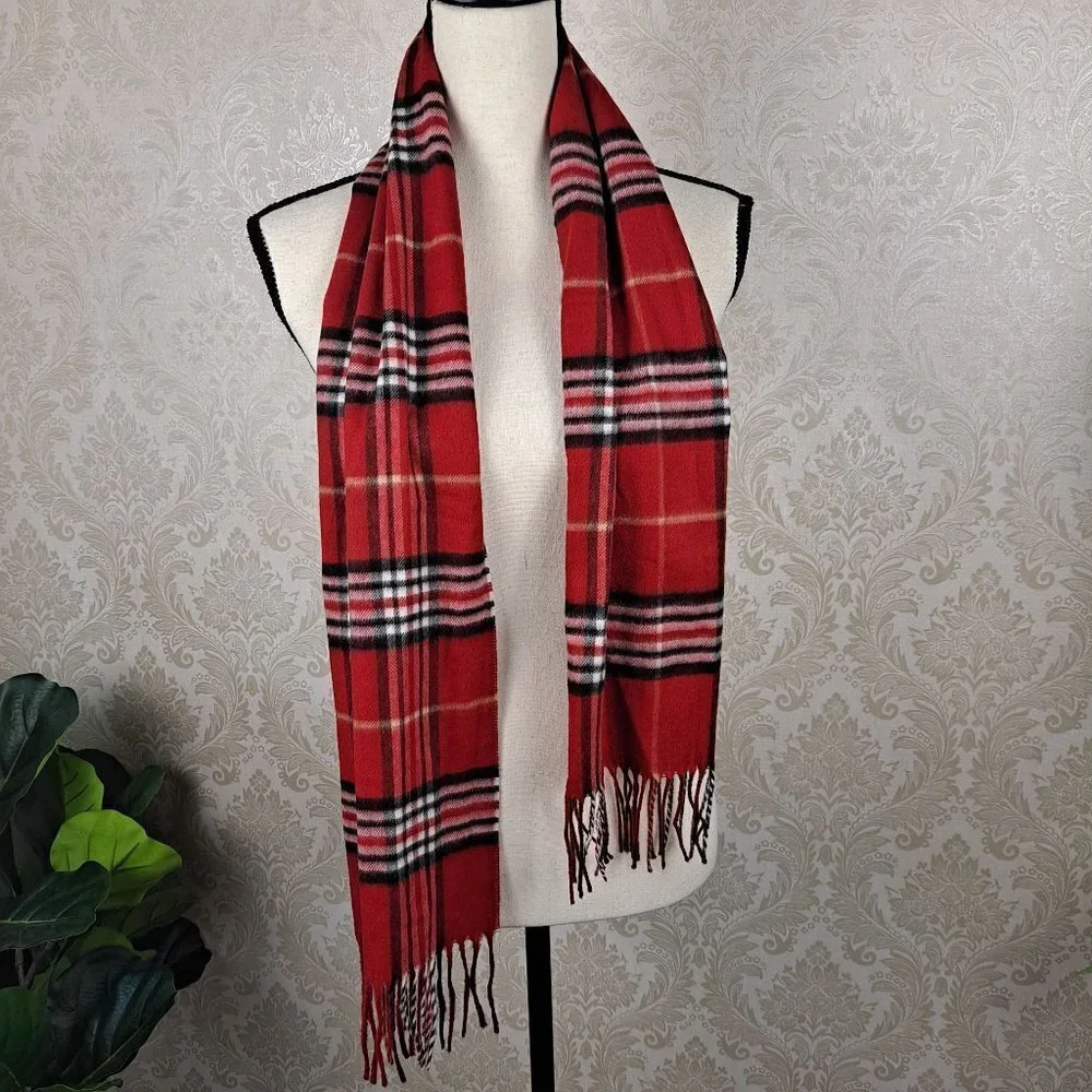 V Fraas Red Plaid Oblong Scarf Fringed Ends 100% Acrylic Made in Germany EUC