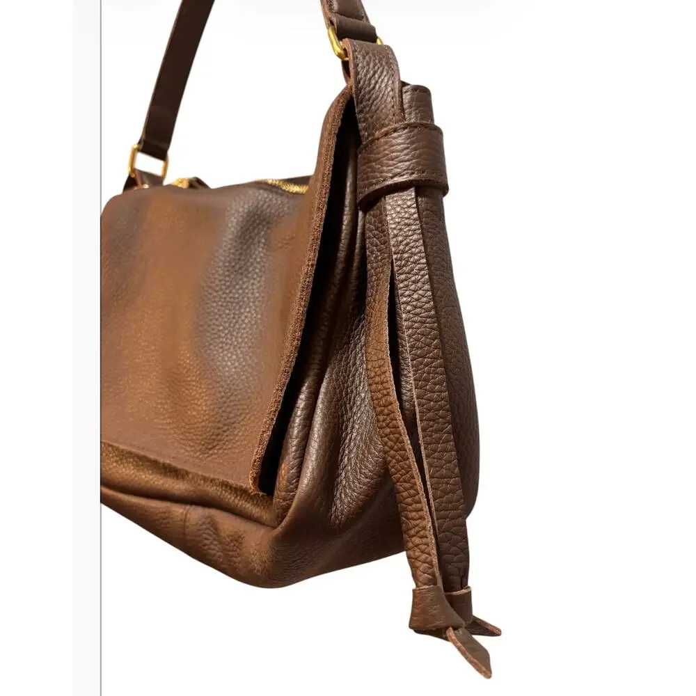 Oliveve brown pebbled soft leather hand bag shoulder bag. Flap front, extra stra