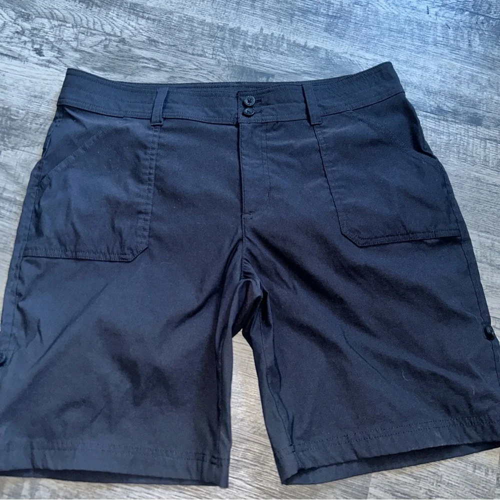 NWOT Eddie Bauer Black Cargo Shorts Outdoor Ready Sz 14