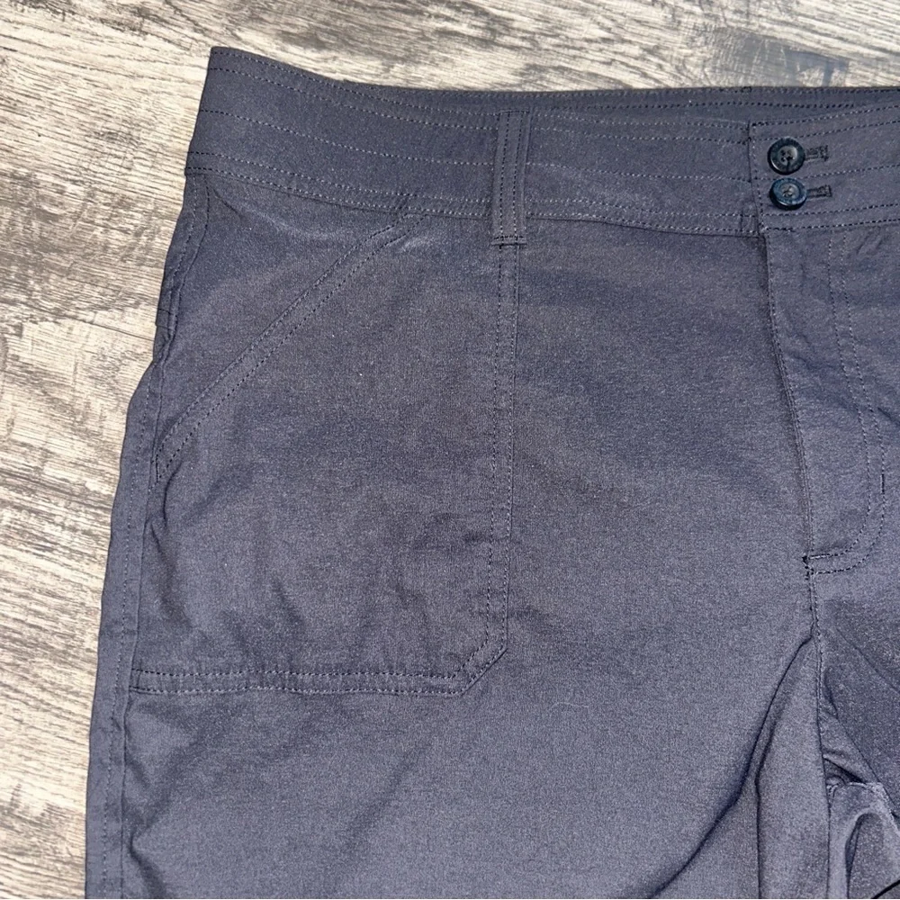 NWOT Eddie Bauer Black Cargo Shorts Outdoor Ready Sz 14