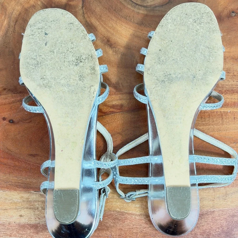 Touch of Nina Farida1 Silver Rhinestone‎ Dressy Wedge Sandals Womens 8.5 M