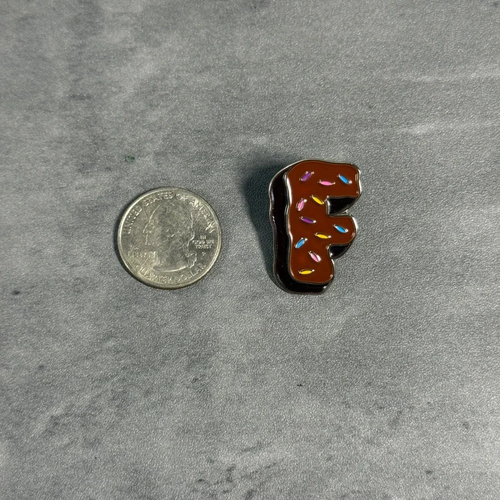 Wizard Pins Letter F Donut Hat Pin Brown‎ New Era Fitted Snapback Accessory