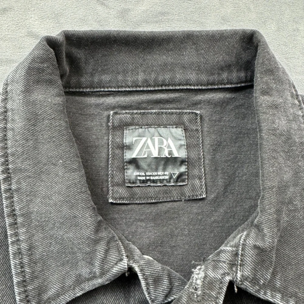 Zara dm trucker size