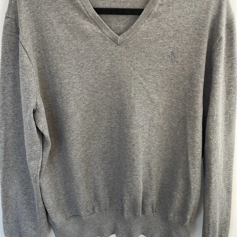 Men’s Polo Ralph Lauren gray V-neck preppy 90’s Pima cotton long sleeve sweater