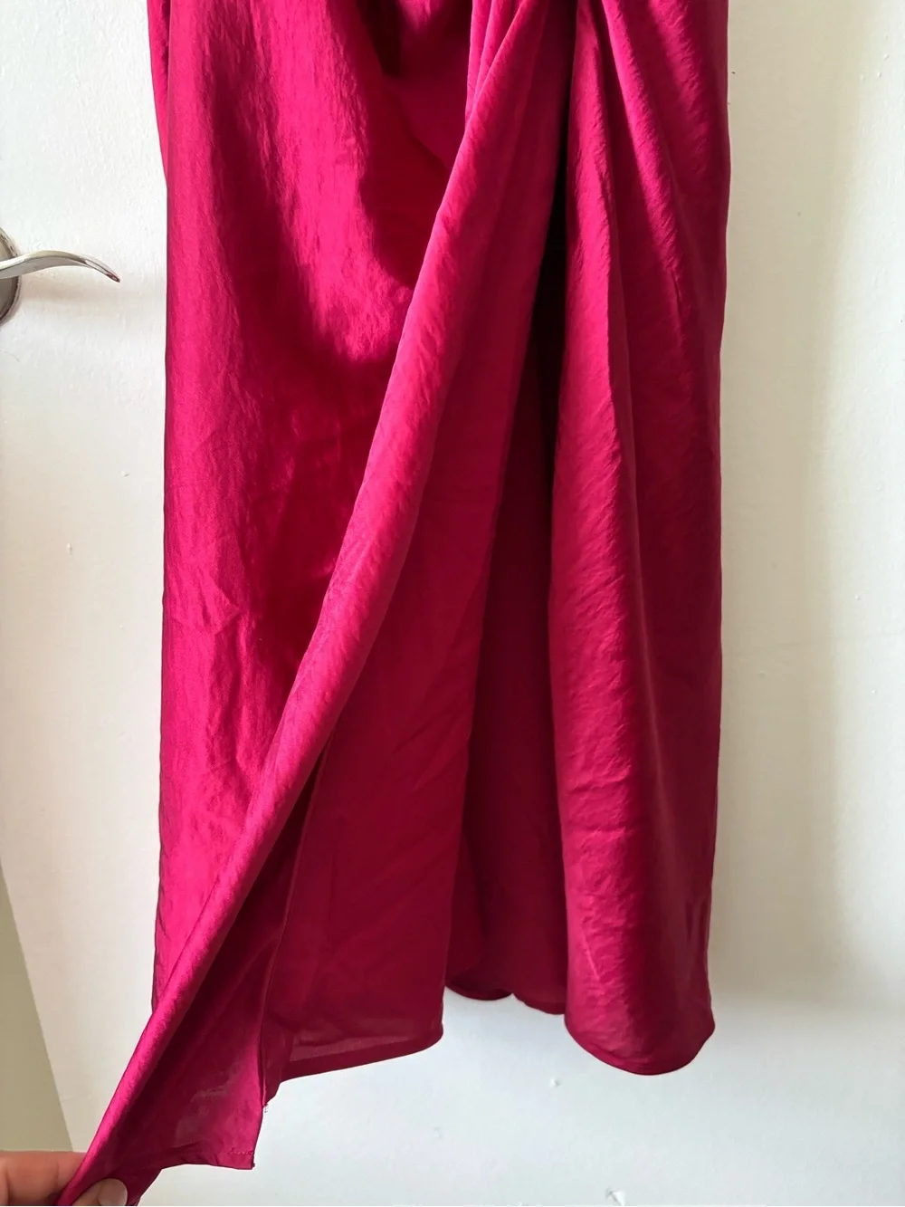 Abercrombie & Fitch draped neckline