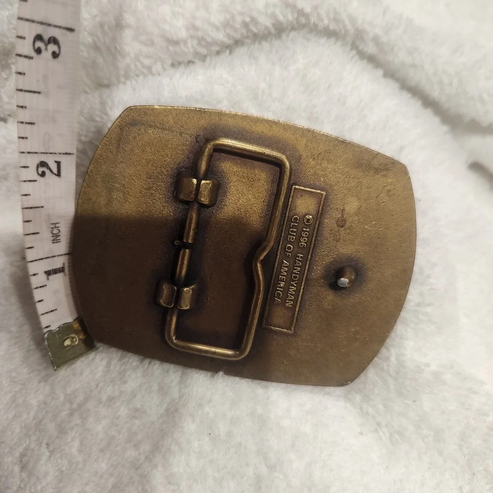 Belt Buckle Brass Tone Hammer Vintage 1996 Handyman Club of America Life‎ Member