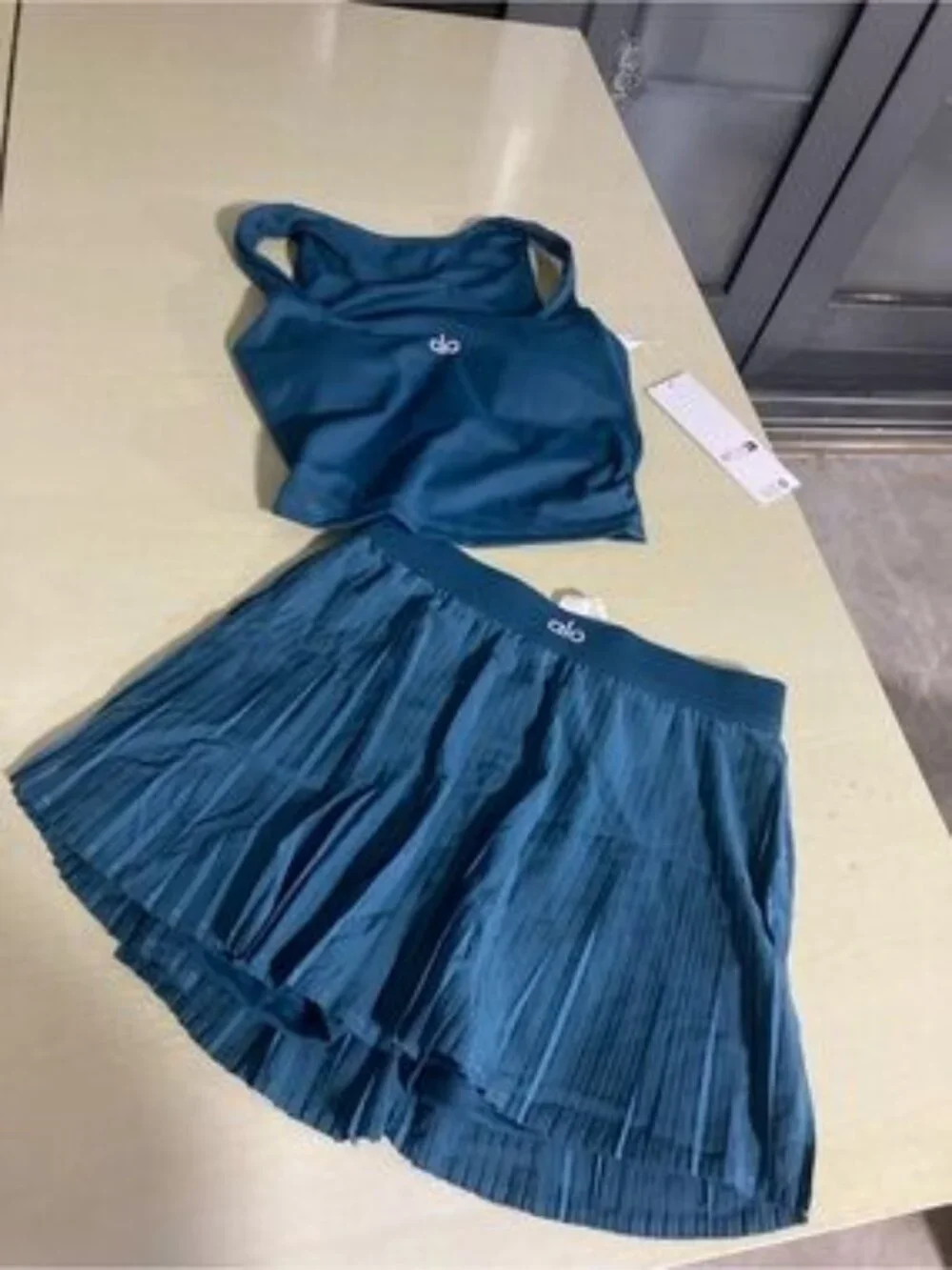 ALO Yoga Teal Pleated Midi Skirt