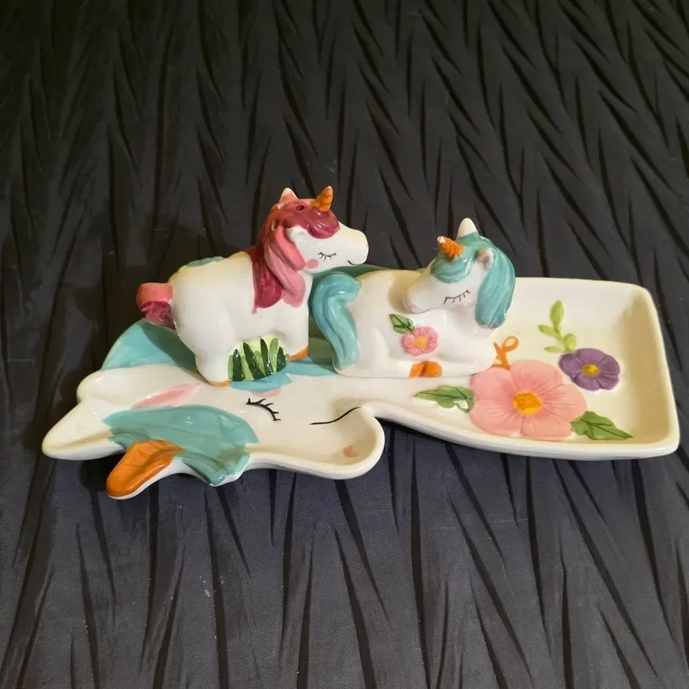 Boston Warehouse Unicorn Salt And Pepper Set