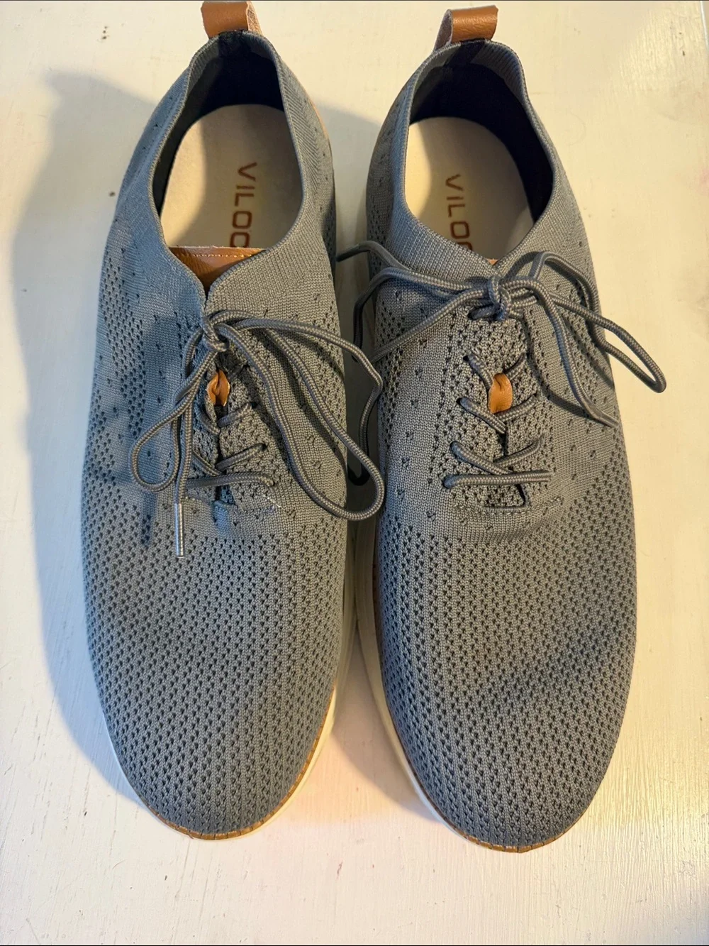 Men's Knit Slip-On Loafers with Brown Heel Accent - Gray