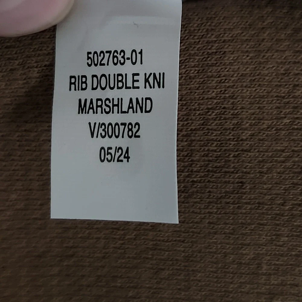 Banana Republic measurements shoulder