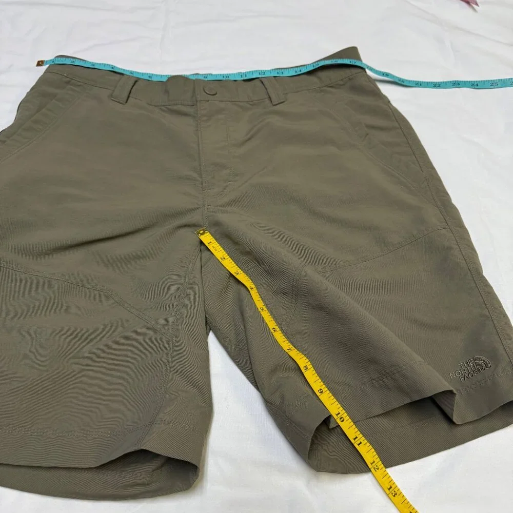 The North Face Men’s Hiking‎ Shorts 36 Olive Green Nylon EUC